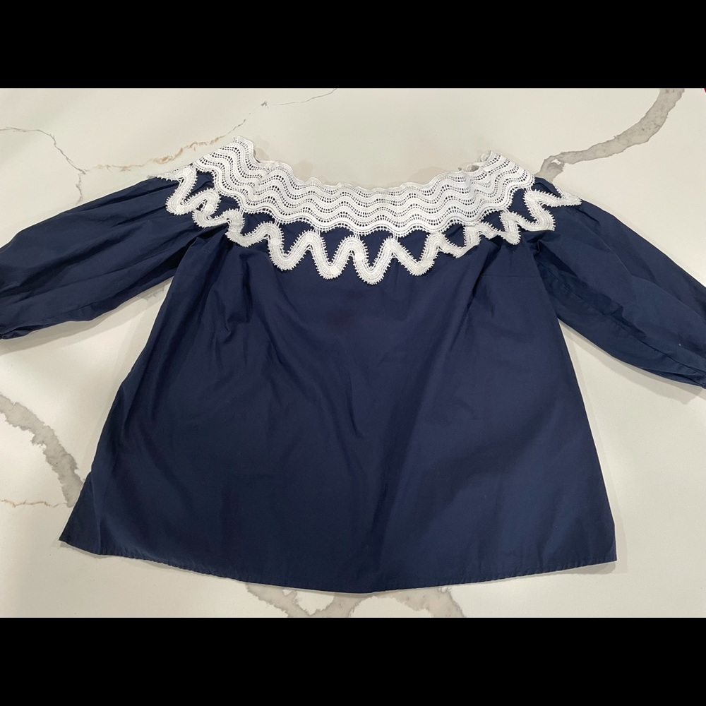 Crown and Ivy peasant top M